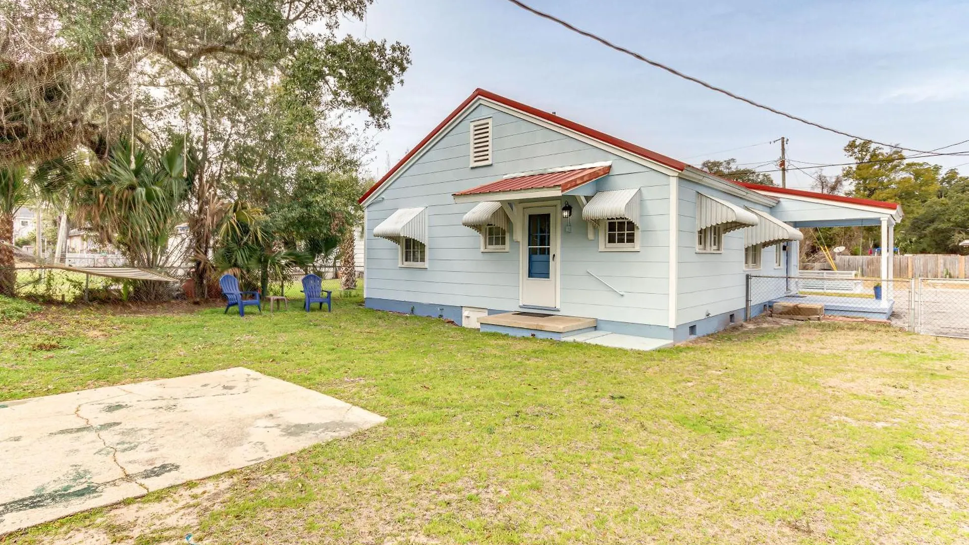 Charming Coastal Pensacola Home 1 Mi To Palafox St Holiday home